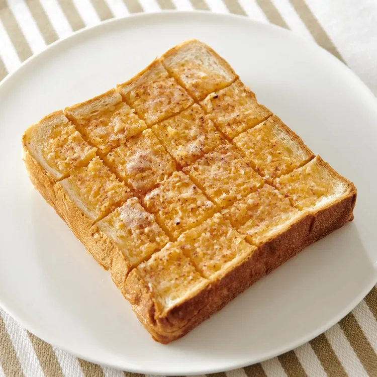 塗って焼いたら明太トースト